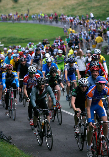 24sport: Riding with Lance Armstrong