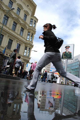 Giles Plowden foilo: Giles Plowden portfolio review