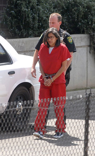 Jaycee Dugard kidnapping: Nancy Garrido being escorted into Department 7 for her arraignment