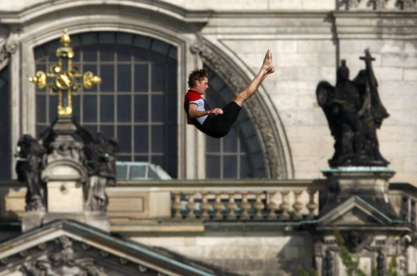 24sport: Cliff diver