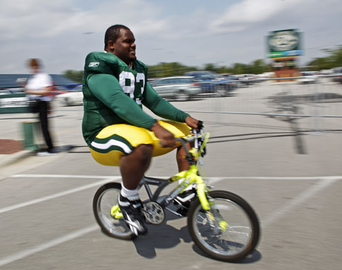 24 hours in pictures : Anthony Toribio of the Green Bay Packers 