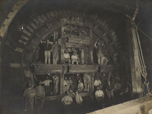 Eyewitness: London Underground, 1898