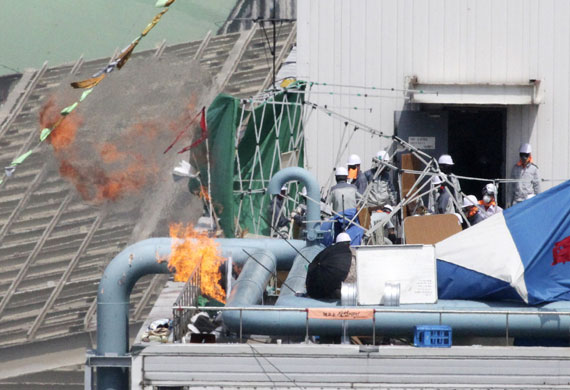 Ssangyong Motors: violent strike at Ssangyong Motors continues