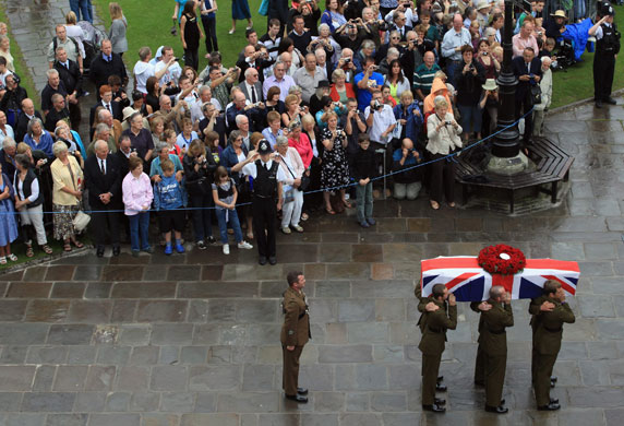 Harry Patch funeral: Harry Patch's coffin is carried to Wells Cathedral for his funeral