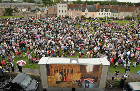 Harry Patch funeral: Crowds gather to watch large television screens showing the funeral