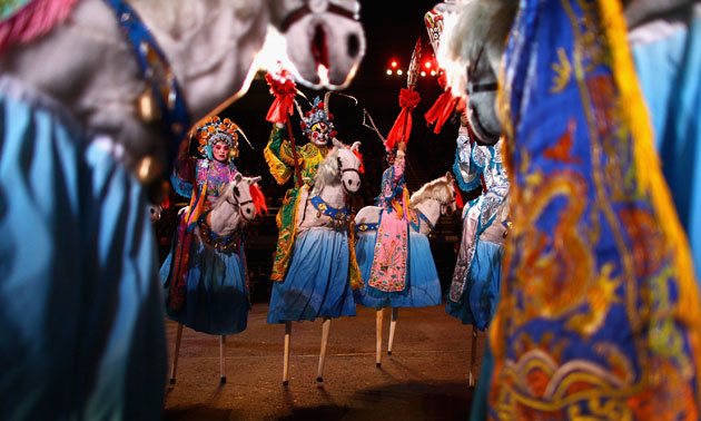 7 August 2009: Edinburgh, UK: She Huo cultural troupe