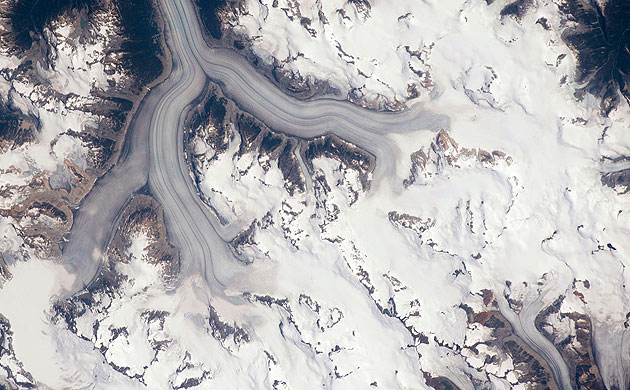 Satellite Eye on Earth: The Heiltskuk Icefield in the southern Coast Mountains of British Columbia