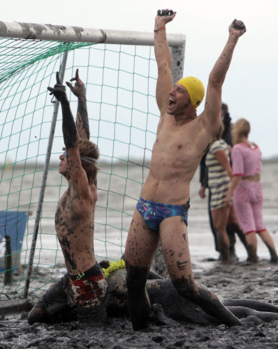 Weirdsport: Mudflat Olympic Games