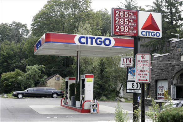 Alpine New Jersey: Citgo gas station in Alpine New Jersey