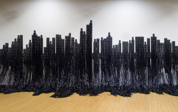 Tel Aviv Biennial 2009: Mounir Fatmi's Skyline (2007)