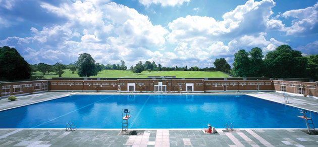 Swimming pools: Brockwell lido