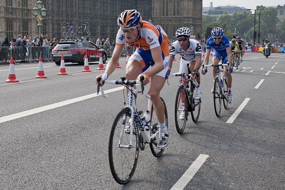 movilla martin assignment: Rabobank rider leads the race
