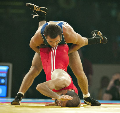 Wrestling: wrestling