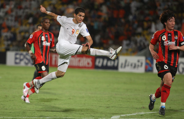 24sport: Magno Alves of Umm Salal slams home the winning goal against FC Seoul