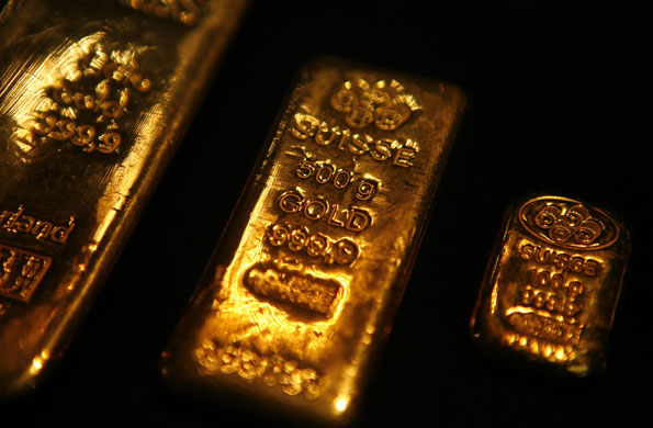 Week in business: Gold bars are displayed at Habib Jewels' boutique in Kuala Lumpur