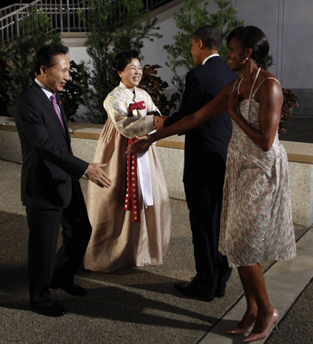 The wives of G20 leaders: South Korean president Lee Myung-bak and his wife Kim Yoon-ok