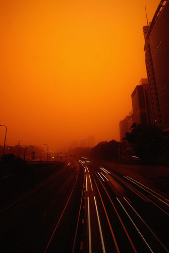 Dust storm: Red dust storm hits Sydney, Australia - 23 Sep 2009