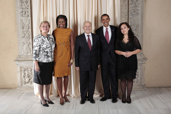 Obama and leaders at UN: Obama with president of the Republic of Kosovo
