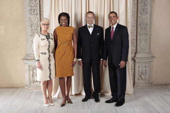 Obama and leaders at UN: Obama with president of estonia
