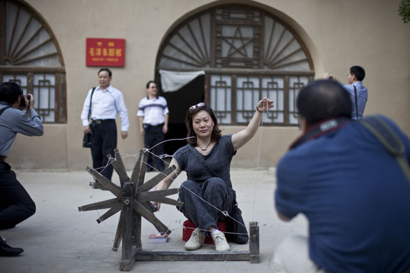 Red Tourism in China: Red Tourism in China