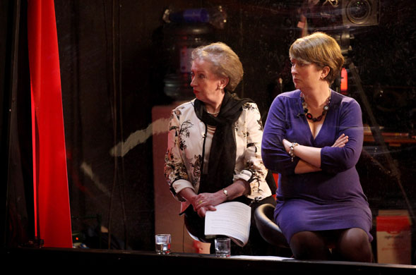 Labour conference day 3: Jacqui Smith and Margaret Beckett watch the Prime Minister's speech