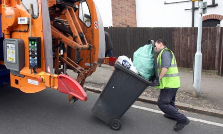 Green living: council and waste : Dustmen collecting rubbish, Lewisham, London