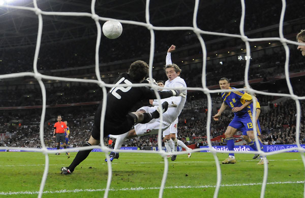 England's qualifiers: Peter Crouch