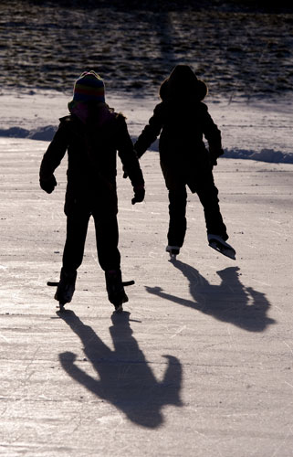 Fen skating: Plenty of local children tried it out