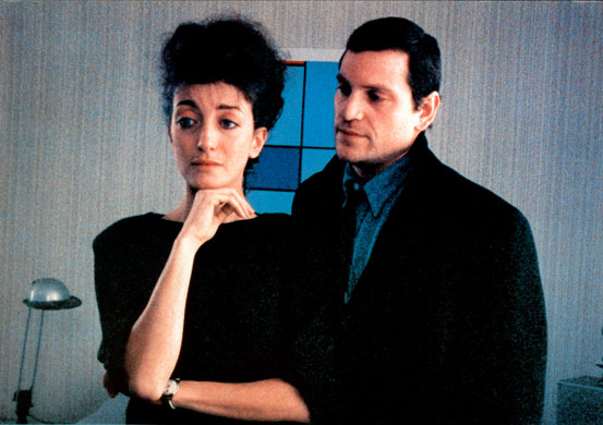 Eric Rohmer : Les nuits de la pleine lune  Director Eric Rohmer