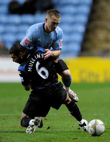 FA Cup 3rd Round: Sammy Clingan can't find a way past Pompey's Hayden Mullins 