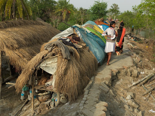 Sinking Sundarbans: Makeshift tents of landless and homeless families by the roadpath