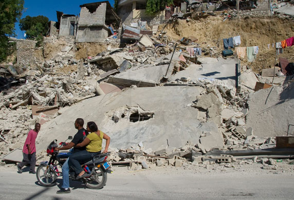 haiti earthquake: Major Earthquake Devastates Haitian Capital