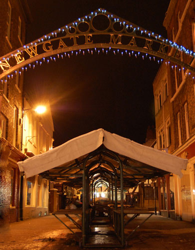 Leigh Bell's assignment: Leigh Bell participates in the street markets monthly assignment