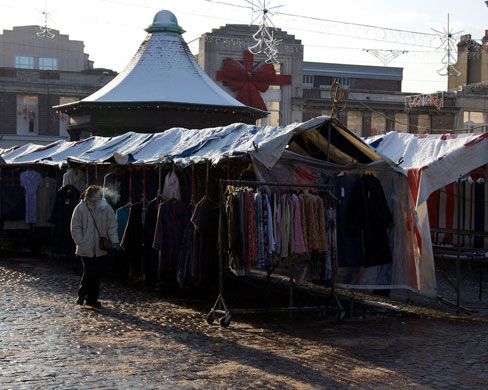 Walled Gardener: Walled Gardener participates in the street markets monthly assignment