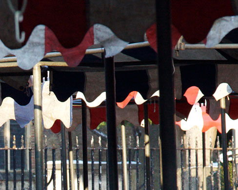 Walled Gardener: Walled Gardener participates in the street markets monthly assignment