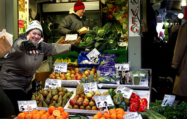 Maxinemoss's Markets: Maxinemoss participates in the street markets monthly assignment