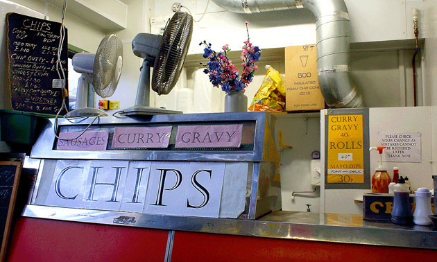 Maxinemoss's Markets: Maxinemoss participates in the street markets monthly assignment