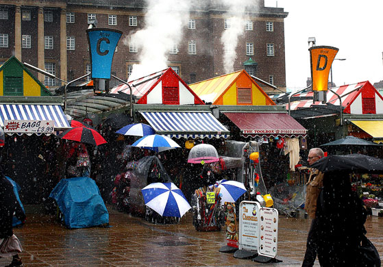 Maxinemoss's Markets: Maxinemoss participates in the street markets monthly assignment