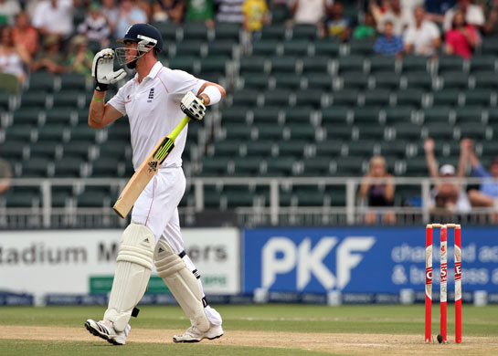 South Africa v England: Kevin Pietersen leaves the crease after being dismissed for 12 runs