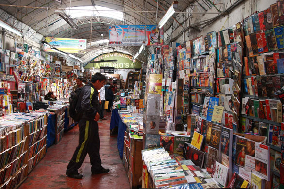 Peru books: Book market in Lima, Peru