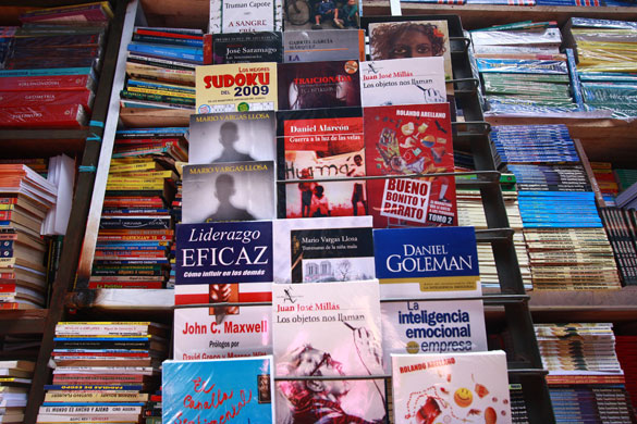 Peru books: Book flea market in Lima Peru