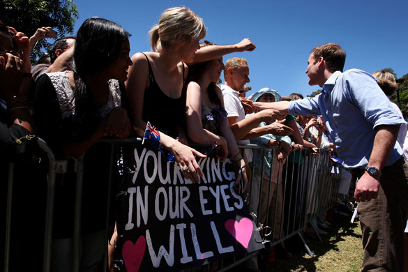 Prince William down under: Prince William greets the public at the Botanical Gardens