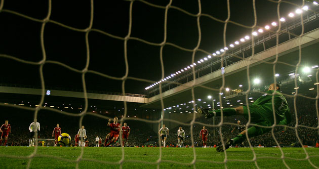 Wednesday Football: Dirk Kuyt scores from the penalty spot 