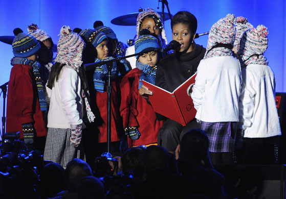 Michelle Obama: Michelle Obama reads 'Twas the Night Before Christmas' to children