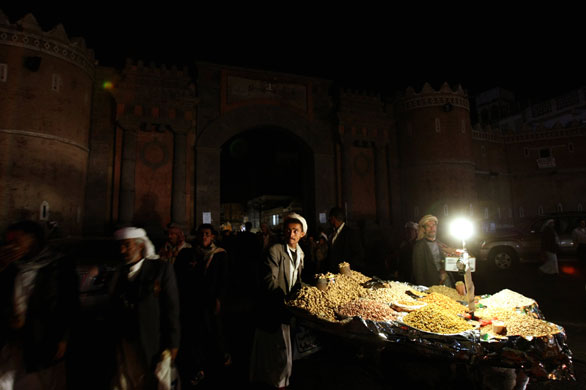 Yemen : Bab al-Yemen gate, Old City, Sana'a, Yemen