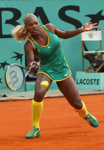 Tennis fashion:  Serena Williams French Open 2002