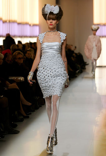 Chanel S/S: Chanel Spring-Summer 2010 Haute Couture collection Paris Fashion Week