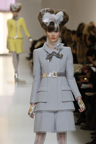 Chanel S/S: Chanel Spring-Summer 2010 Haute Couture collection Paris Fashion Week