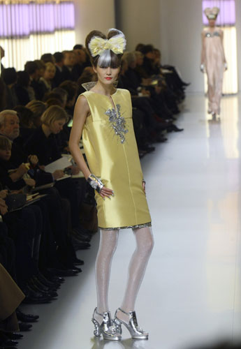 Chanel S/S: Chanel Spring-Summer 2010 Haute Couture collection Paris Fashion Week