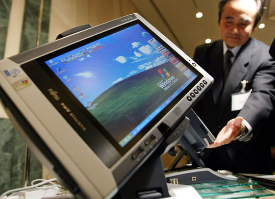 tablet gallery: 2002 Fujitsu Ltd's Tablet PC in Tokyo